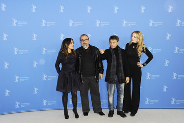 Salma Hayek, Álex de la  Iglesia, José Mota, Carolina Herrera Bang
