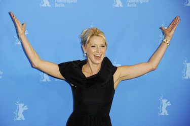 Katherine LaNasa