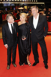 John Hurt, Katherine LaNasa, Ray Stevenson