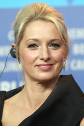 Katherine LaNasa