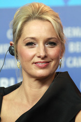 Katherine LaNasa