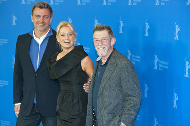 Ray Stevenson, Katherine LaNasa, John Hurt