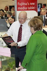 Rolf Schwirz, Angela Merkel