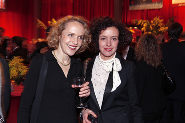 Juliane Köhler, Maria Schrader