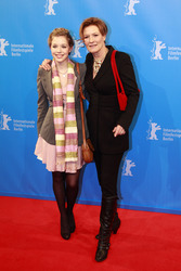 Suzanne von Borsody mit Begleitung