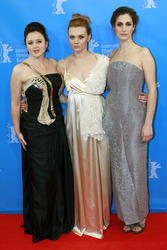 Vanesa Glodjo, Alma Terzic, Zana Marjanovic