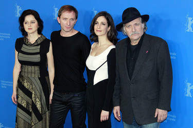 Vanesa Glodjo, Goran Kostic, Zana Marjanovic, Rade Serbedzija