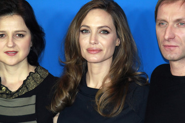 Vanesa Glodjo, Angelina Joilie, Goran Kostic