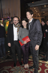 Samuel Finzi, Hannah Herzsprung mit Begleitung