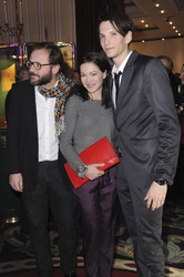 Samuel Finzi, Hannah Herzsprung mit Begleitung