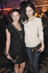 Jennifer Ulrich, Nora von Waldstätten