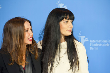 Victoria Abril, Labina Mitevska