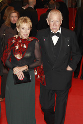 Max von Sydow mit Gattin Catherine Brelet