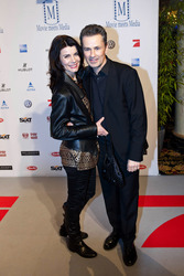 Nicola Tiggeler, Timothy Peach