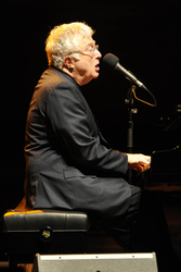Randy Newman