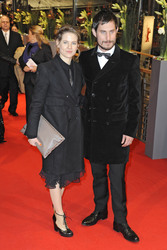 Clemens Schick mit Begleitung