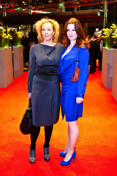 Katja Riemann mit Begleitung