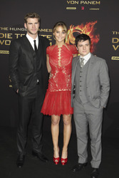 Liam Hemsworth, Jennifer Lawrence, Josh Hutcherson