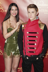 Sila Sahin mit Justin Bieber Wachsfigur