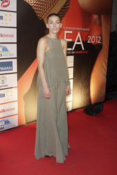 Alina Süggeler (Frida Gold)