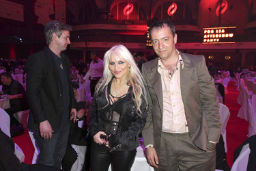 Doro Pesch, Rainald Grebe