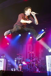 Pierre Bouvier (Simple Plan)