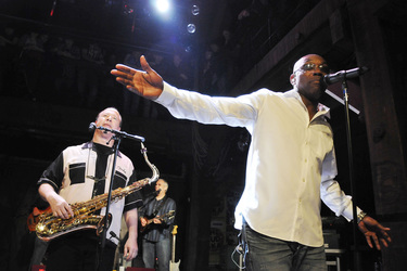 Emilio Castillo, Jerry Cortez, Larry Braggs (Tower of Power)