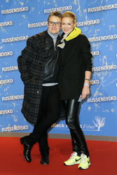 Rolf Scheider und Begleitung