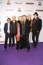 Wolfgang Niedecken mit Ehefrau Tina und seiner Band BAP