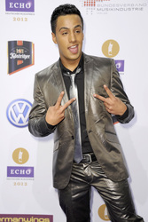 Thomas Karaoglan / Der Checker