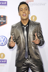 Thomas Karaoglan / Der Checker