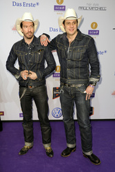 Alec 'Boss Burns' Völkel, Sascha 'Hoss Power' Vollmer (The BossHoss)