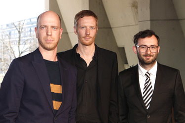 Arne Feldhusen, Philipp Walulis, Benjamin Ikes