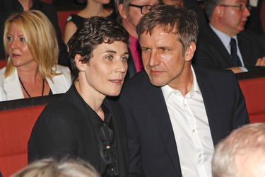 Nina Kunzendorf mit Begleitung