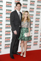 Joanne Froggatt mit Begleitung