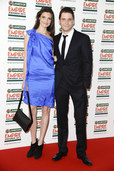 Daniel Brühl mit Begleitung