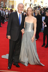 James Cameron mit Ehefrau Suzy Amis Cameron