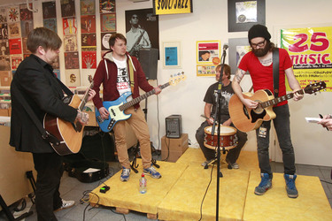 Nicholas Müller, Andreas 'Becks' Becker, Marco 'Hont' Hontheim, Sascha Eigner (Jupiter Jones)