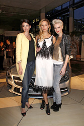 Johanna Gerber, Karolina Kurkova, Anika Scheibe