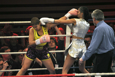 Indira Weis, Micaela Schäfer