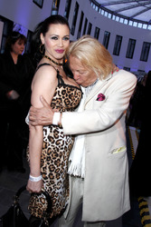 Djamila Rowe, Rolf Eden