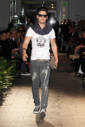 Julian Stoeckel Model