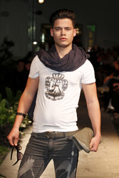 Julian Stoeckel Model