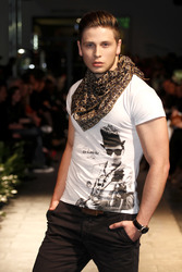 Julian Stoeckel Model