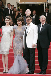 Astrid Bergès-Frisbey, Penélope Cruz, Johnny Depp, Geoffrey Rush