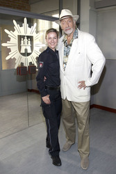 Rhea Harder, Karl Dall