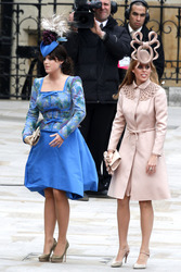 Eugenie Mountbatten-Windsor / Princess Eugenie of York, Beatrice Mountbatten-Windsor / Princess Beatrice of York