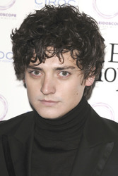 Aneurin Barnard