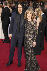 Russell Brand mit Mutter
