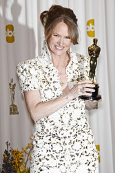 Melissa Leo